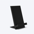 Bild in Galerie-Betrachter laden, Table Halter aus Eichenholz schwarz, schräge Rückwand zum anlehnen von Büchern oder Geräten